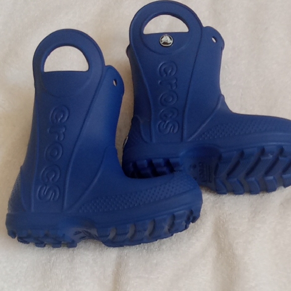 Excellent Condition Kids Vibrant Blue Crocs  Rain Boots  Toddler Size 7 - Picture 5 of 7